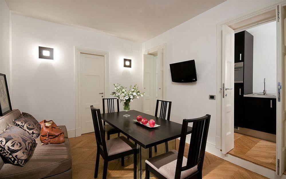Moses Fountain Bed & Breakfast โรม ภายนอก รูปภาพ